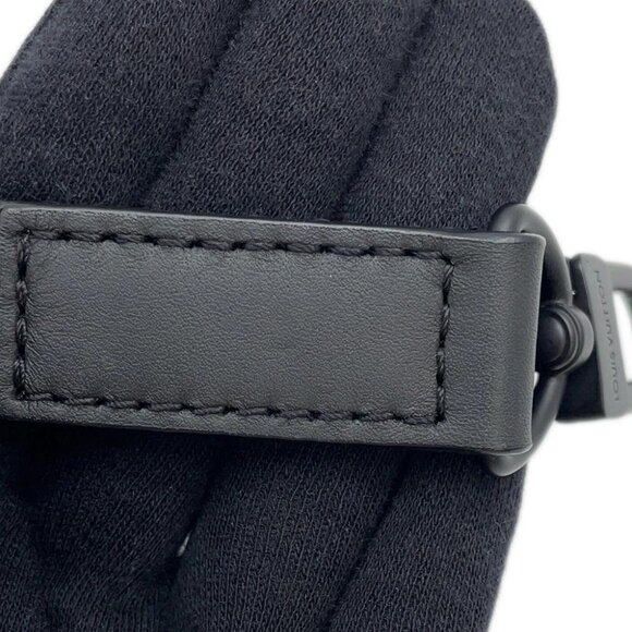 LOUIS VUITTON Louis Vuitton 2054 II Expandable Polochon Nylon/Leather Noir - Picture 7 of 15